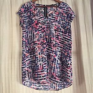 EXPRESS satin t-shirt blouse size M